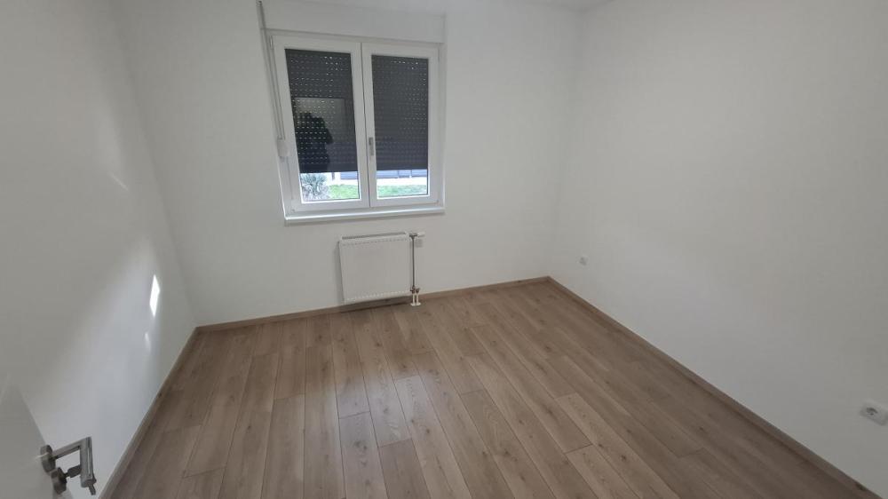 Slika 4 - Dvosoban stan za izdavanje, 44m2, 300€