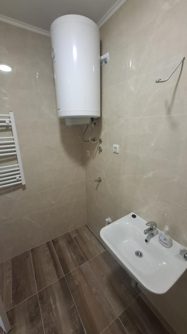 Slika 8 - Četvorosoban stan za izdavanje, 88m2, 600€