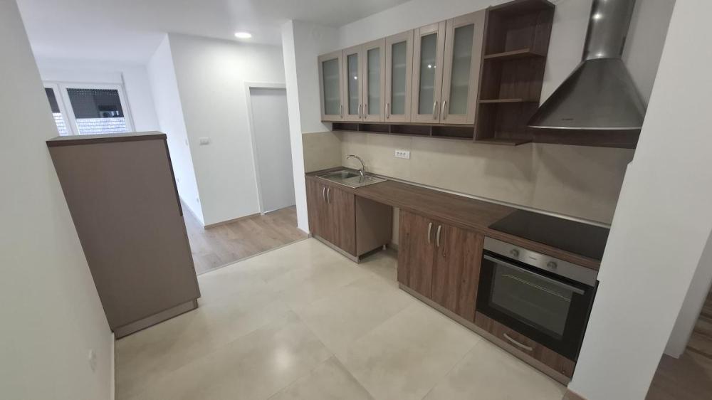 Slika 3 - Četvorosoban stan za izdavanje, 88m2, 600€
