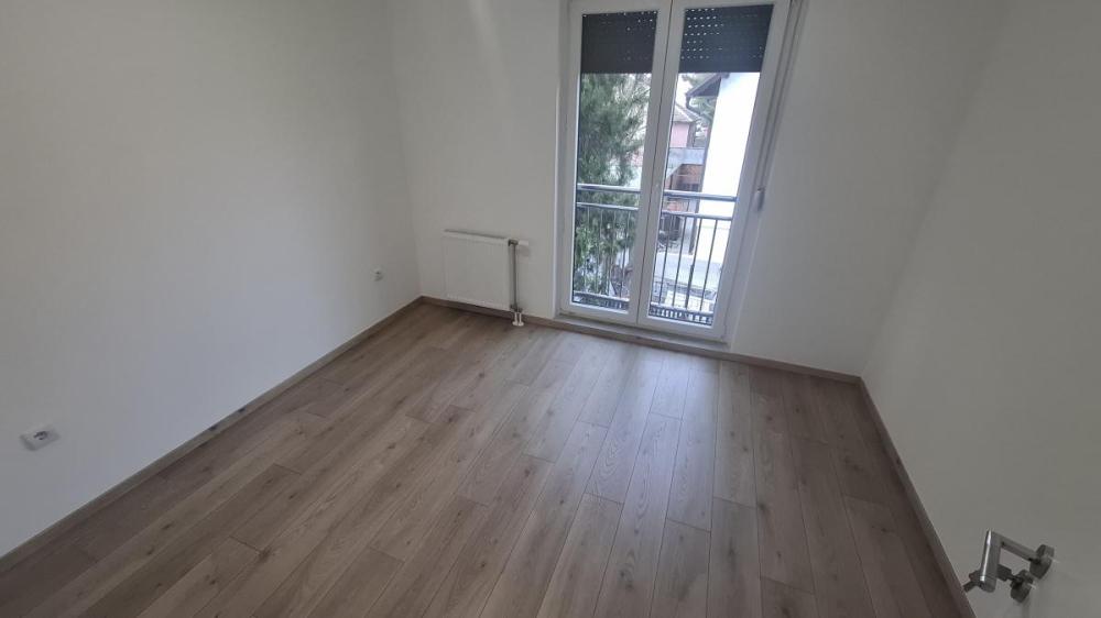 Slika 9 - Četvorosoban stan za izdavanje, 88m2, 600€