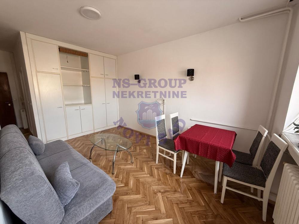 Glavna slika -Jednoiposoban stan na prodaju, 35m2, 108.000€