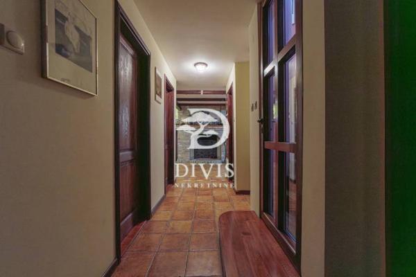 Slika 10 - Milice Milojković ,  Kuća na prodaju, 377m2, 1.250.000€