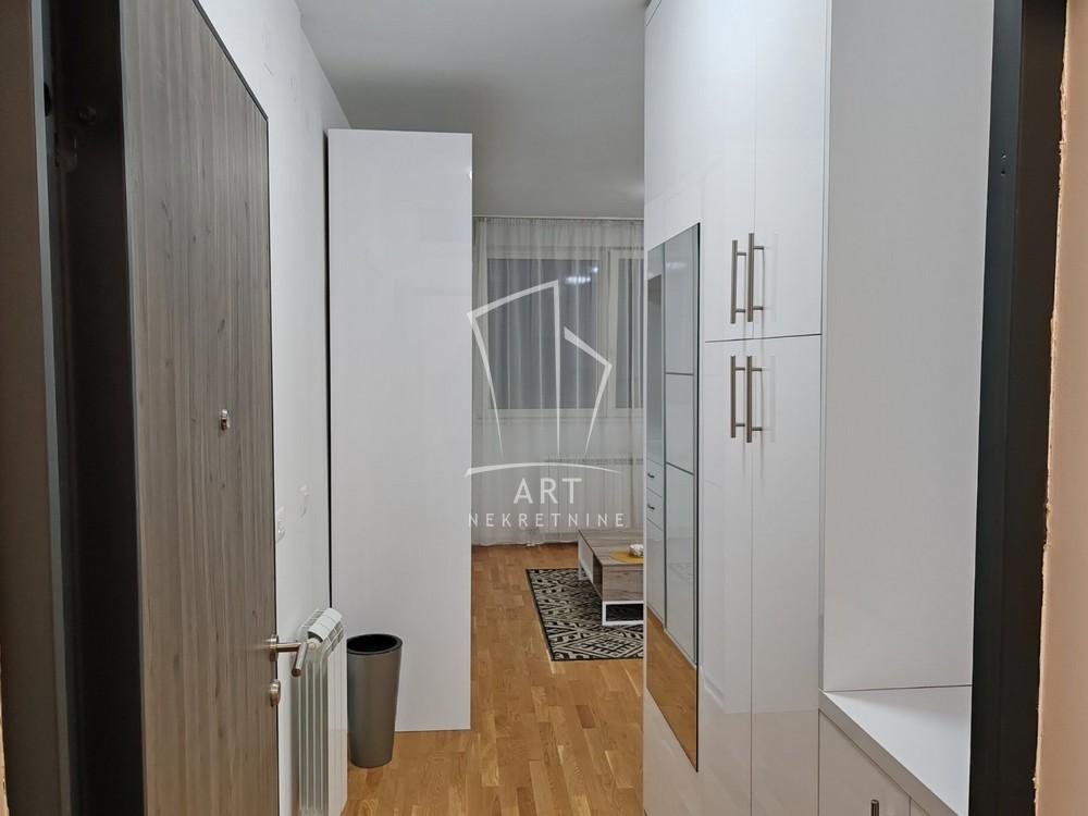 Slika 11 - Živka Davidovića, Stan za izdavanje, 26m2, 400€