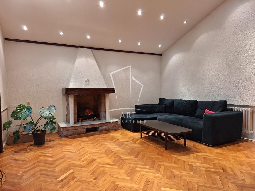 Glavna slika -Veselina Masleše,  Kuća za izdavanje, 152m2, 1.300€