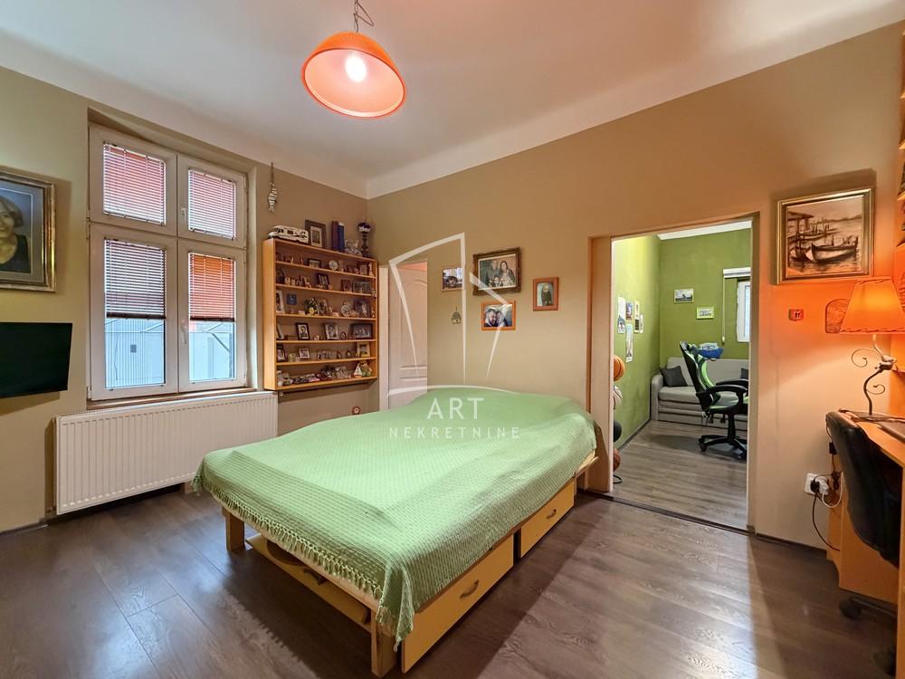 Slika 4 - Bulevar Despota Stefana, Četvorosoban stan na prodaju, 69m2, 310.000€