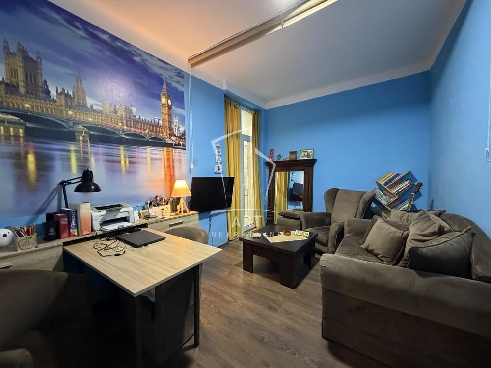 Glavna slika -Bulevar Despota Stefana, Četvorosoban stan na prodaju, 69m2, 310.000€