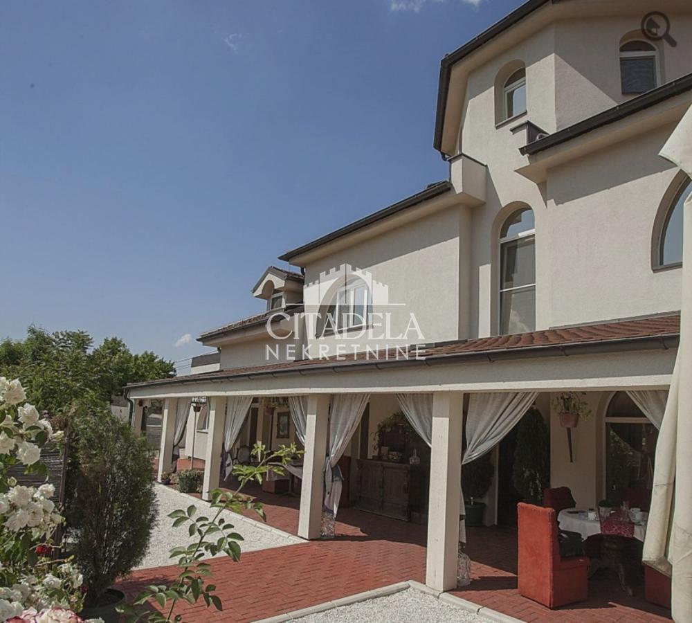 Glavna slika -Bahtijara Vagabzade,  Kuća za izdavanje, 653m2, 2.500€