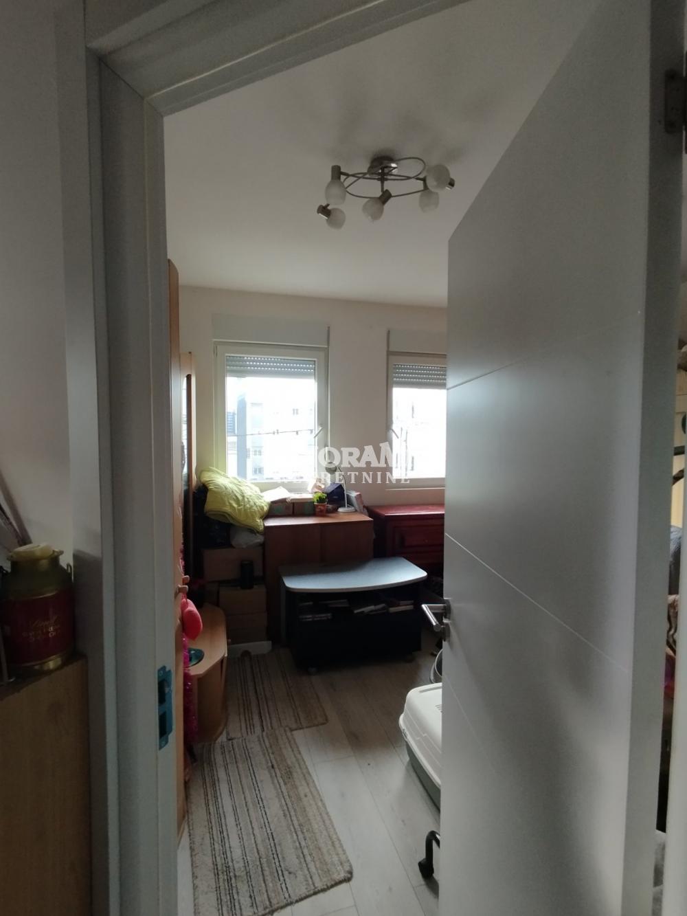 Slika 2 - Isidore Sekulić, Dvoiposoban stan na prodaju, 56m2, 158.000€