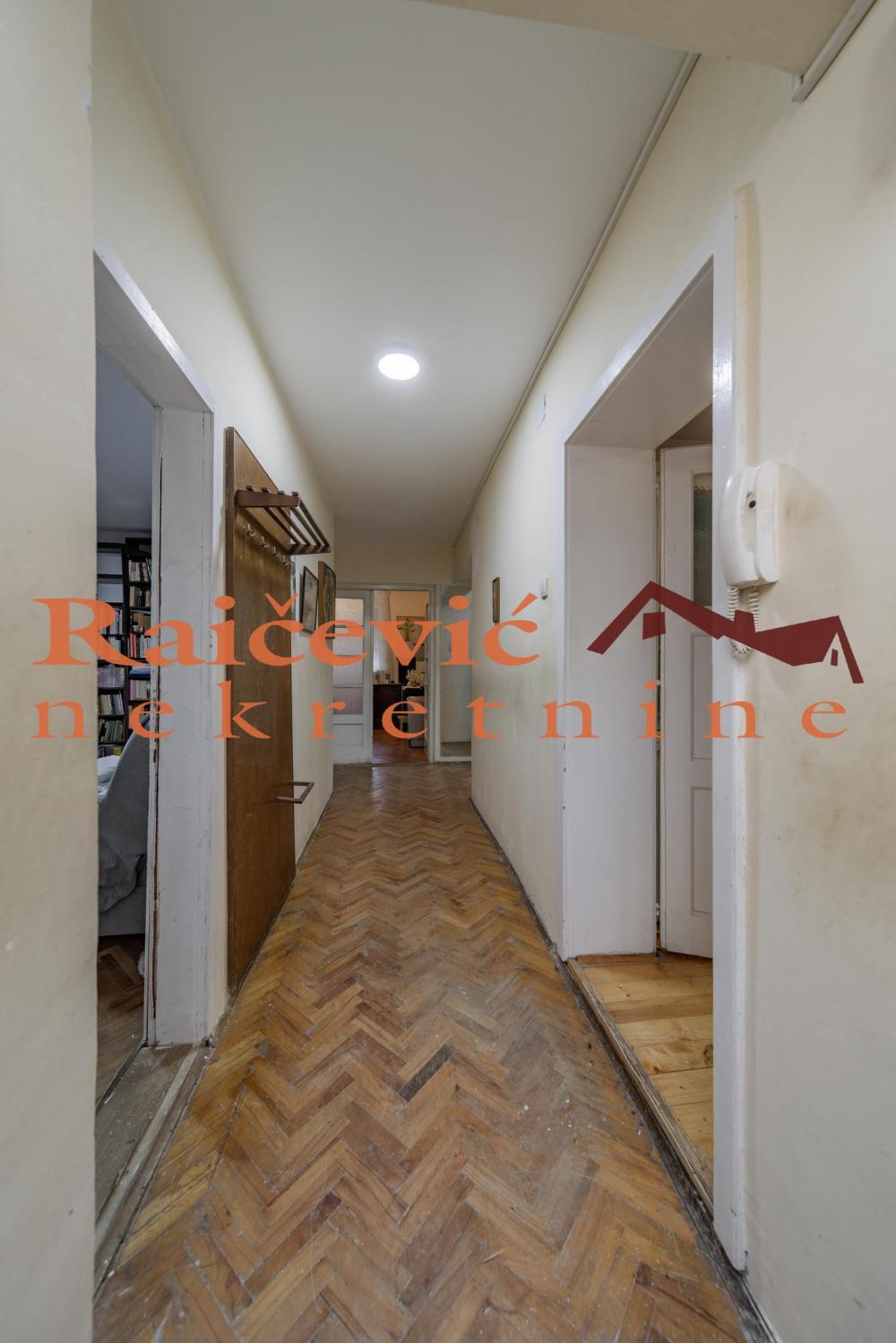 Slika 2 - Brsjacka, Trosoban stan na prodaju, 114m2, 390.000€