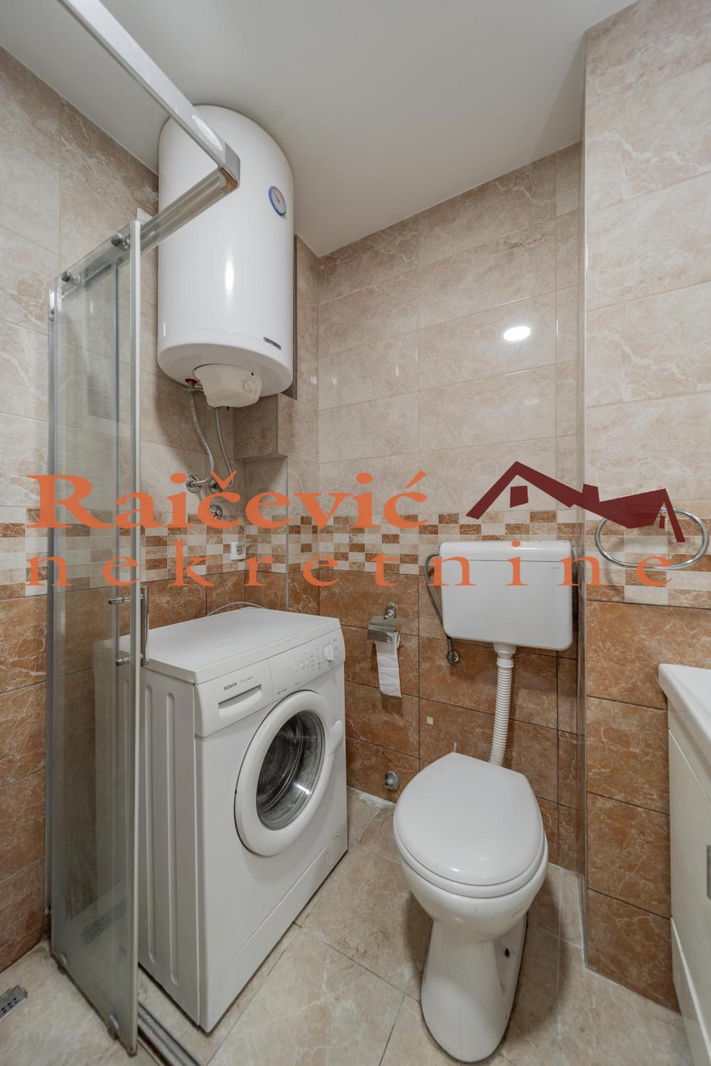 Slika 8 - Brsjacka, Trosoban stan na prodaju, 114m2, 390.000€