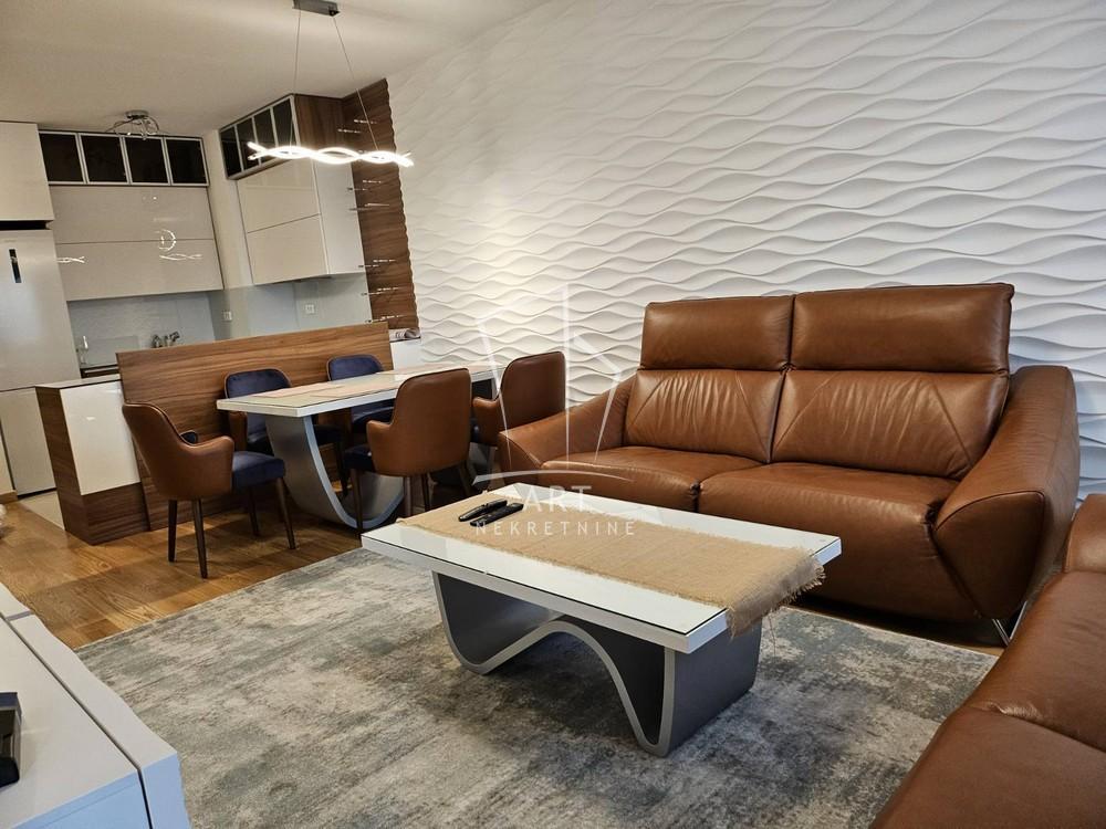 Glavna slika -Tadije Sondermajera, Četvorosoban stan za izdavanje, 105m2, 2.000€