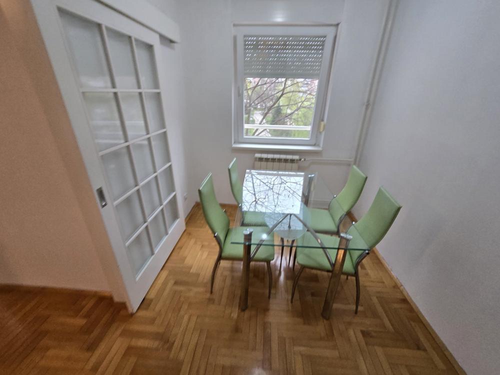 Slika 6 - Nede Spasojević, Dvosoban stan za izdavanje, 76m2, 650€