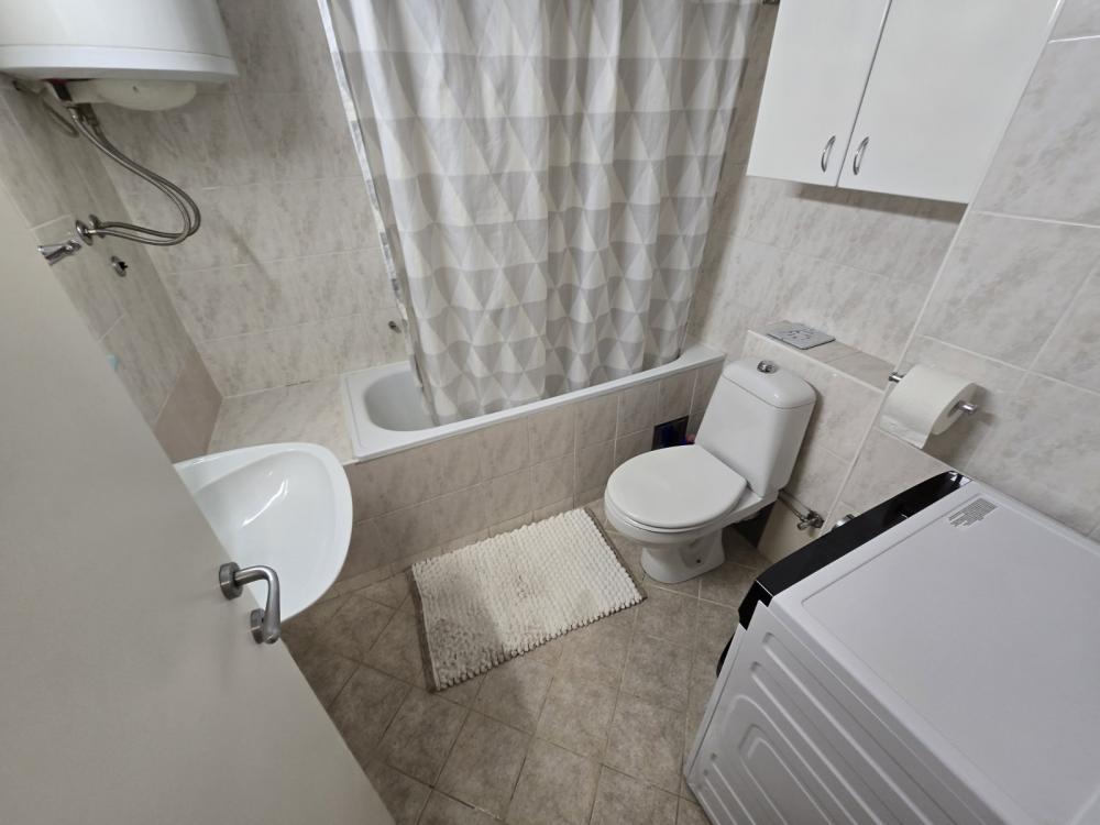 Slika 10 - Nede Spasojević, Dvosoban stan za izdavanje, 76m2, 650€