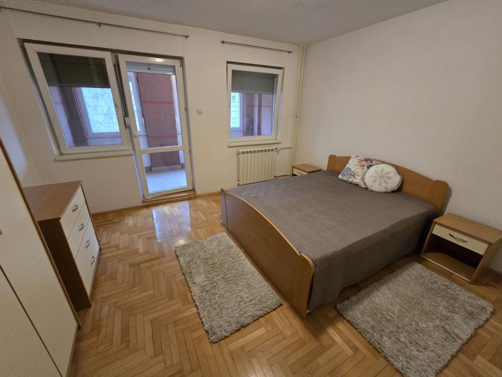 Slika 7 - Nede Spasojević, Dvosoban stan za izdavanje, 76m2, 650€