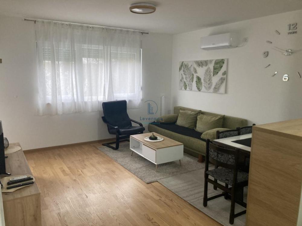 Glavna slika -Živana Panića, Dvosoban stan za izdavanje, 47m2, 450€