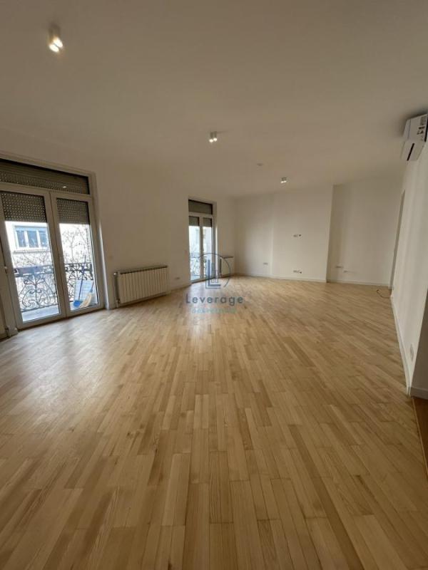 Slika 9 - Braće Jugovića, Trosoban stan za izdavanje, 130m2, 1.800€