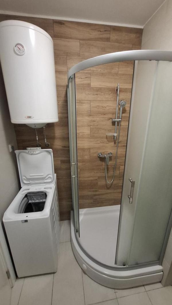 Slika 8 - Jednoiposoban stan za izdavanje, 35m2, 320€