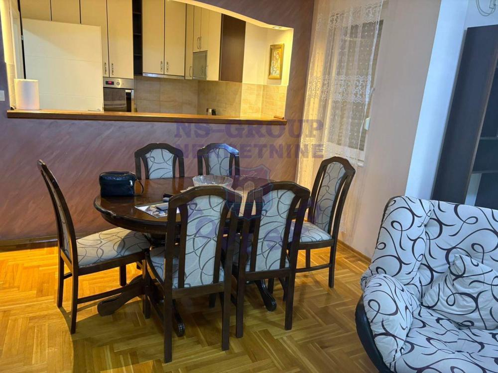 Slika 1 - Četvorosoban stan na prodaju, 99m2, 309.000€
