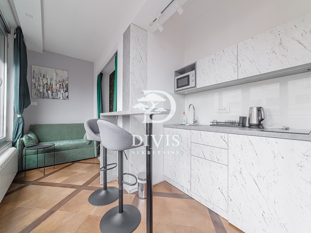 Slika 6 - Bulevar despota Stefana , Petosoban stan na prodaju, 109m2, 598.000€