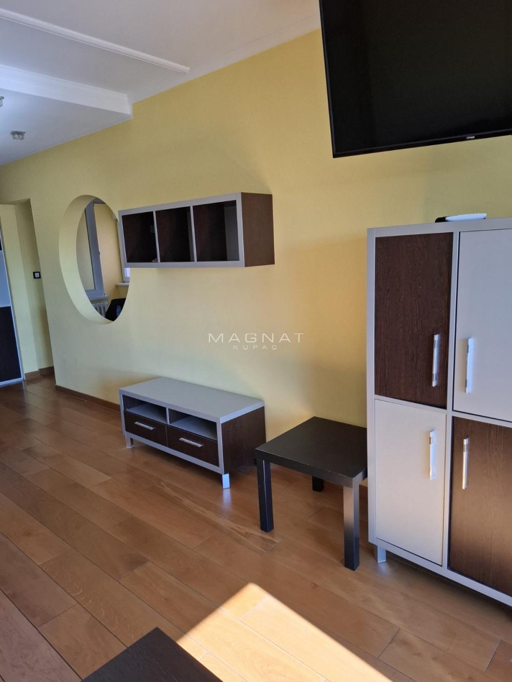 Slika 1 - Ljubinke Bobić, Jednoiposoban stan na prodaju, 62m2, 217.000€