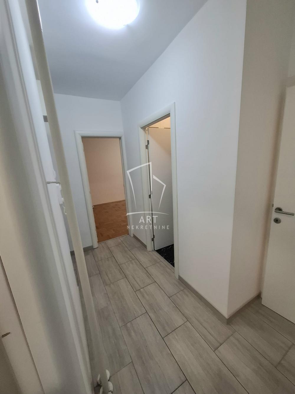 Slika 9 - Jovana Rajića, Dvosoban stan za izdavanje, 46m2, 500€