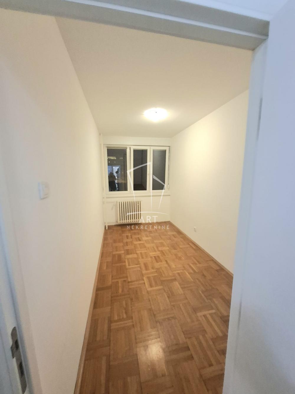 Slika 4 - Jovana Rajića, Dvosoban stan za izdavanje, 46m2, 500€