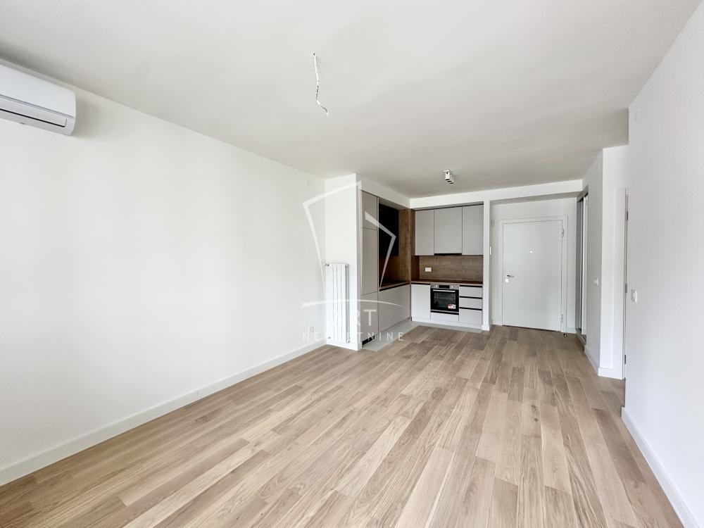 Slika 1 - Nikolaja Kravcova, Trosoban stan za izdavanje, 71m2, 1.400€