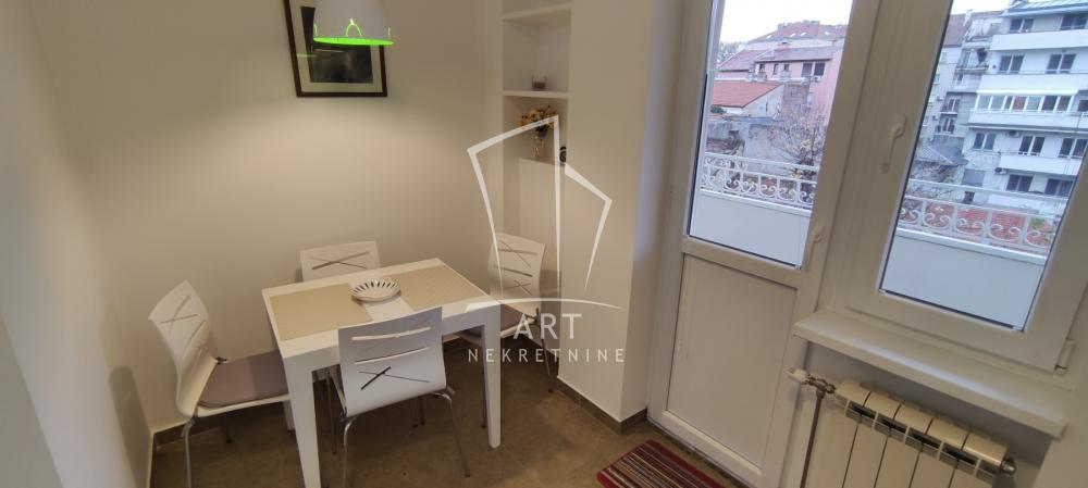 Slika 9 - Cara Uroša, Dvosoban stan za izdavanje, 55m2, 800€