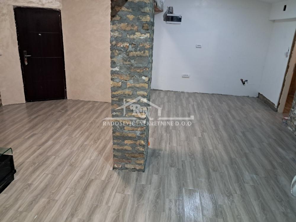 Slika 3 - Miljakovačko brdo, Jednoiposoban stan na prodaju, 55m2, 99.000€