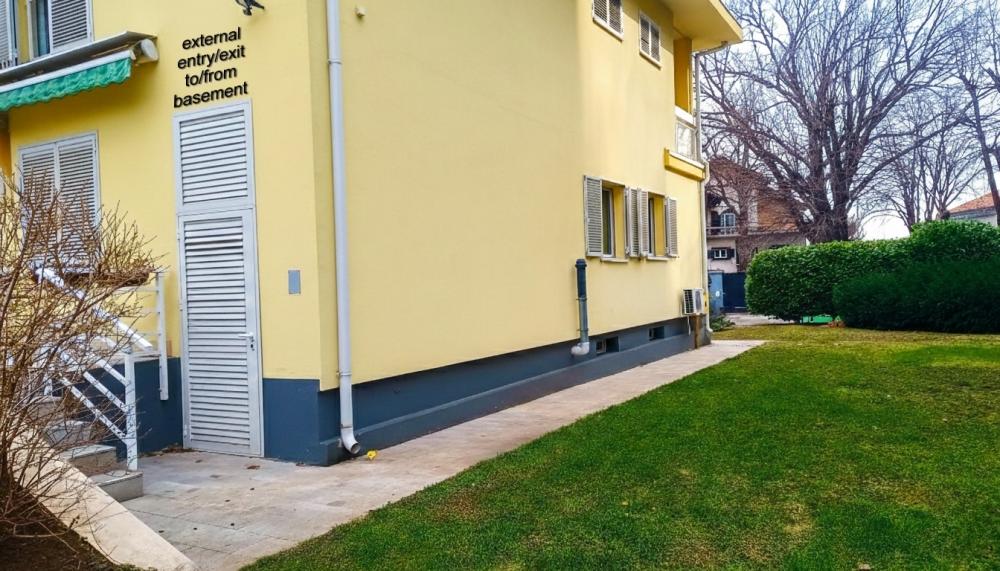 Slika 3 - Užička,  Kuća za izdavanje, 200m2, 4.200€