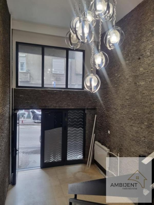 Glavna slika - Lokal za izdavanje, 212m2, 2.800€