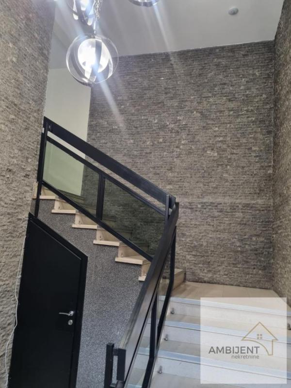 Slika 3 -  Lokal za izdavanje, 212m2, 2.800€