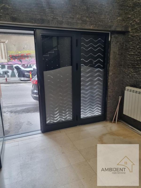 Slika 1 -  Lokal za izdavanje, 212m2, 2.800€