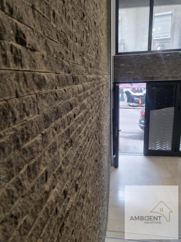 Slika 2 -  Lokal za izdavanje, 212m2, 2.800€