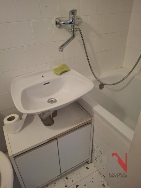 Slika 5 - SEKSPIROVA, Jednoiposoban stan za izdavanje, 48m2, 300€