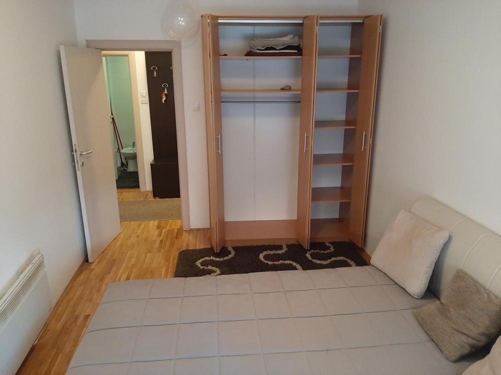 Slika 7 - Jednoiposoban stan za izdavanje, 42m2, 400€