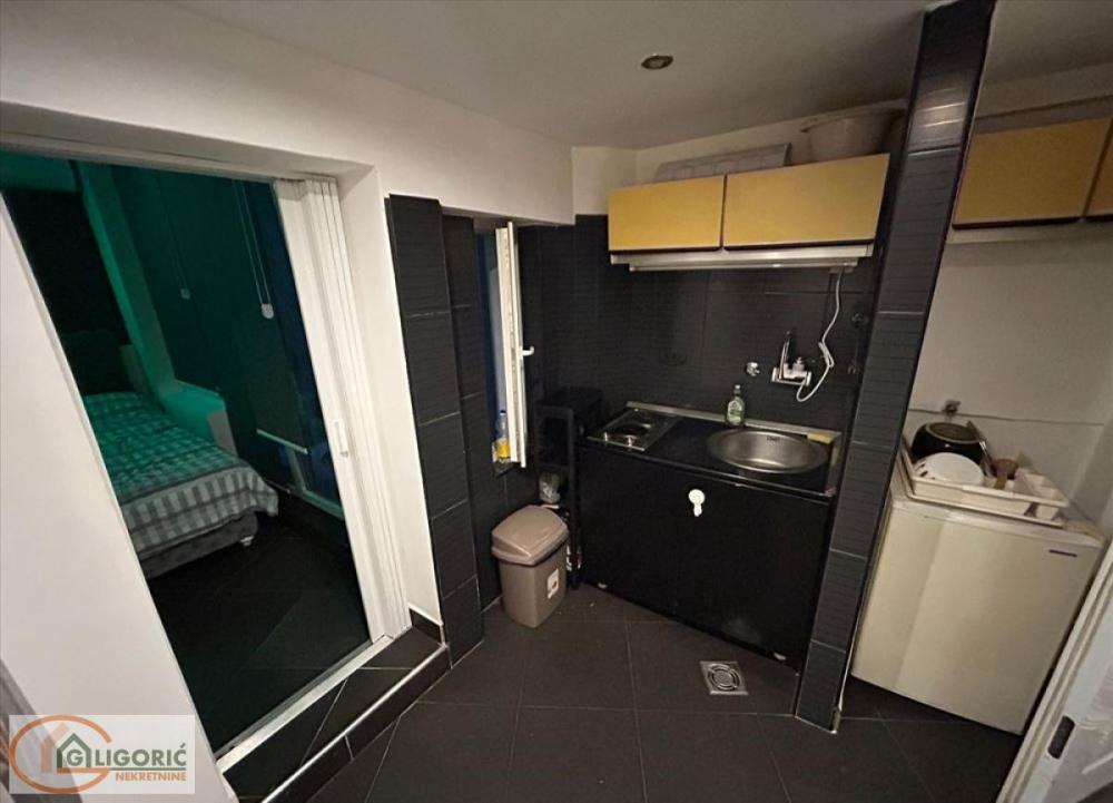 Slika 7 - Jednoiposoban stan na prodaju, 30m2, 90.000€