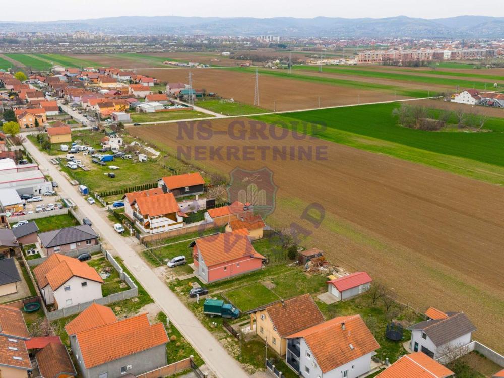 Slika 3 -  Plac na prodaju, Sajlovo, 111.400€