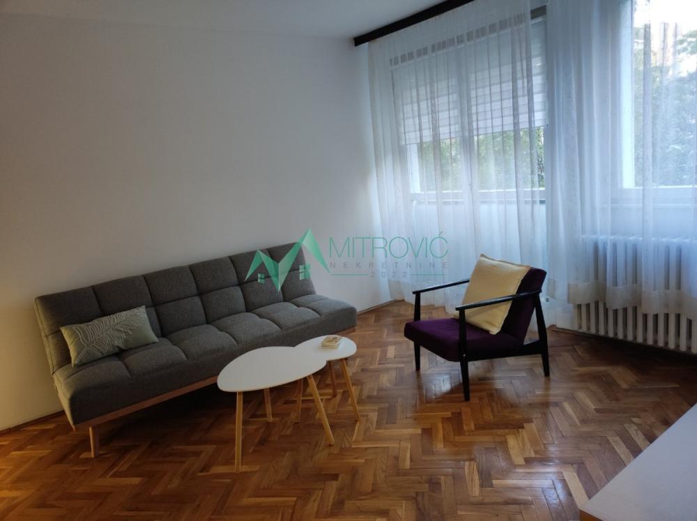 Glavna slika -Dvosoban stan za izdavanje, 55m2, 400€