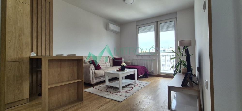 Glavna slika -Jednoiposoban stan za izdavanje, 38m2, 400€