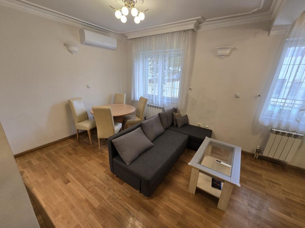 Slika 1 - Đorđa Vajferta, Trosoban stan za izdavanje, 68m2, 850€