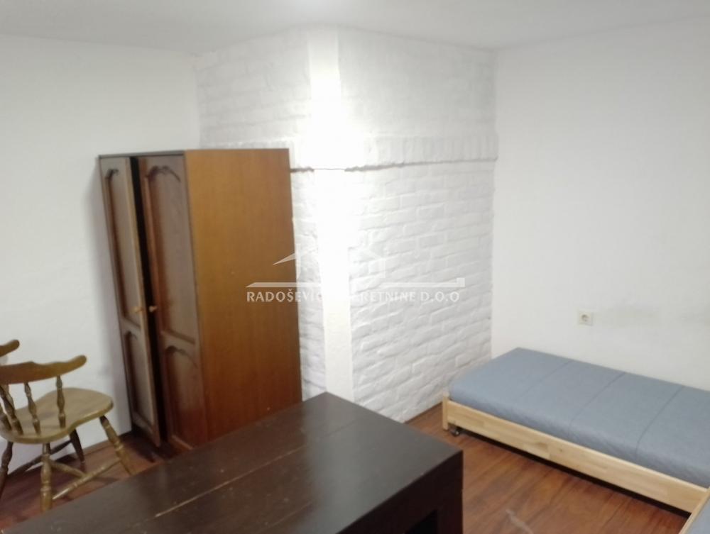 Slika 3 - Mirka Poštića, Jednosoban stan za izdavanje, 30m2, 290€