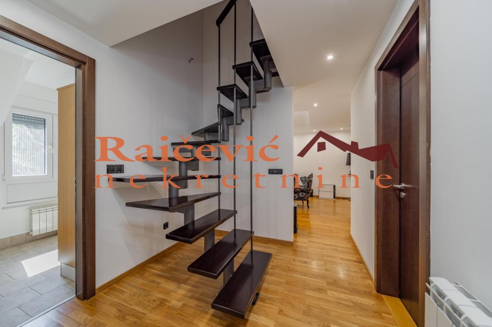 Slika 6 - Gligorija Vozarevica, Četvorosoban stan na prodaju, 132m2, 338.000€