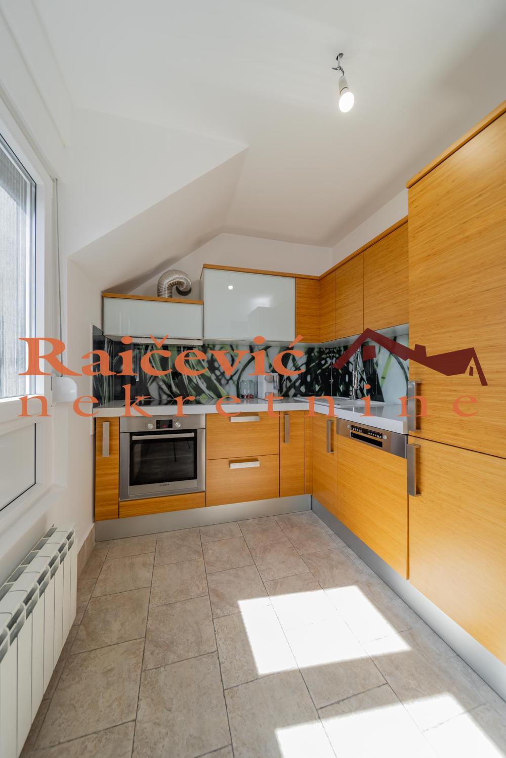 Slika 7 - Gligorija Vozarevica, Četvorosoban stan na prodaju, 132m2, 338.000€