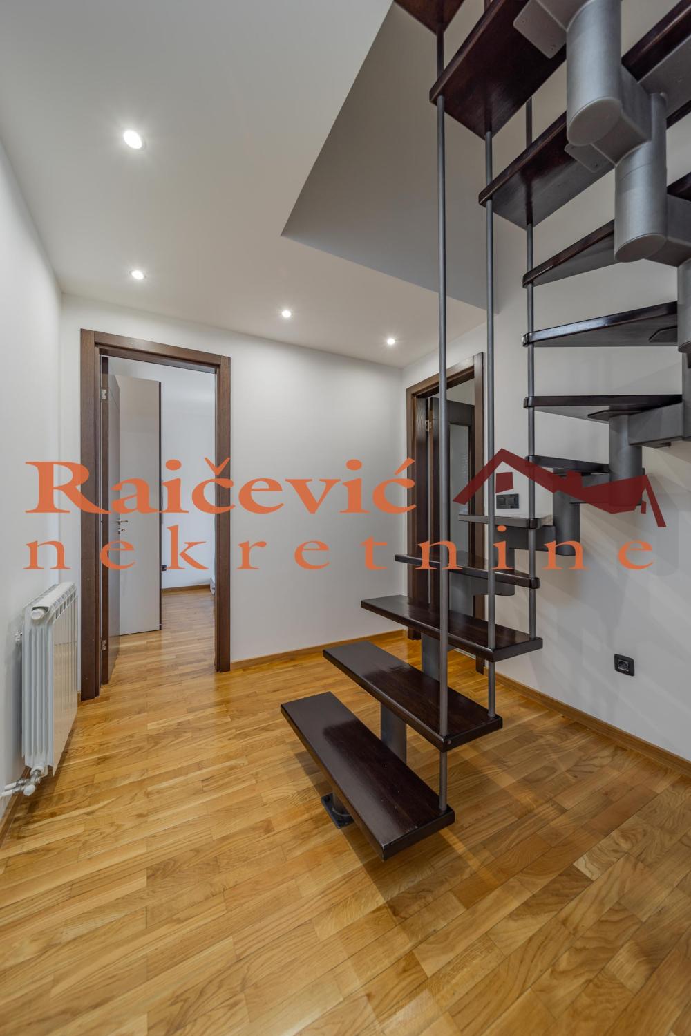 Slika 8 - Gligorija Vozarevica, Četvorosoban stan na prodaju, 132m2, 338.000€