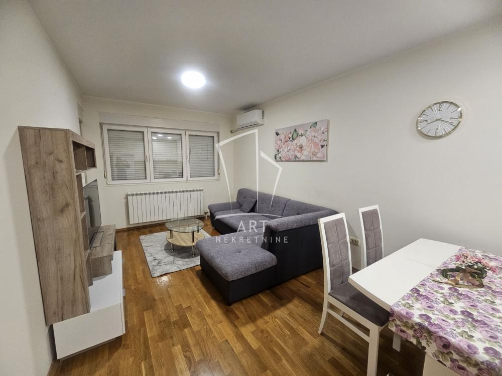 Glavna slika -Vojvode Savatija, Dvoiposoban stan za izdavanje, 55m2, 700€