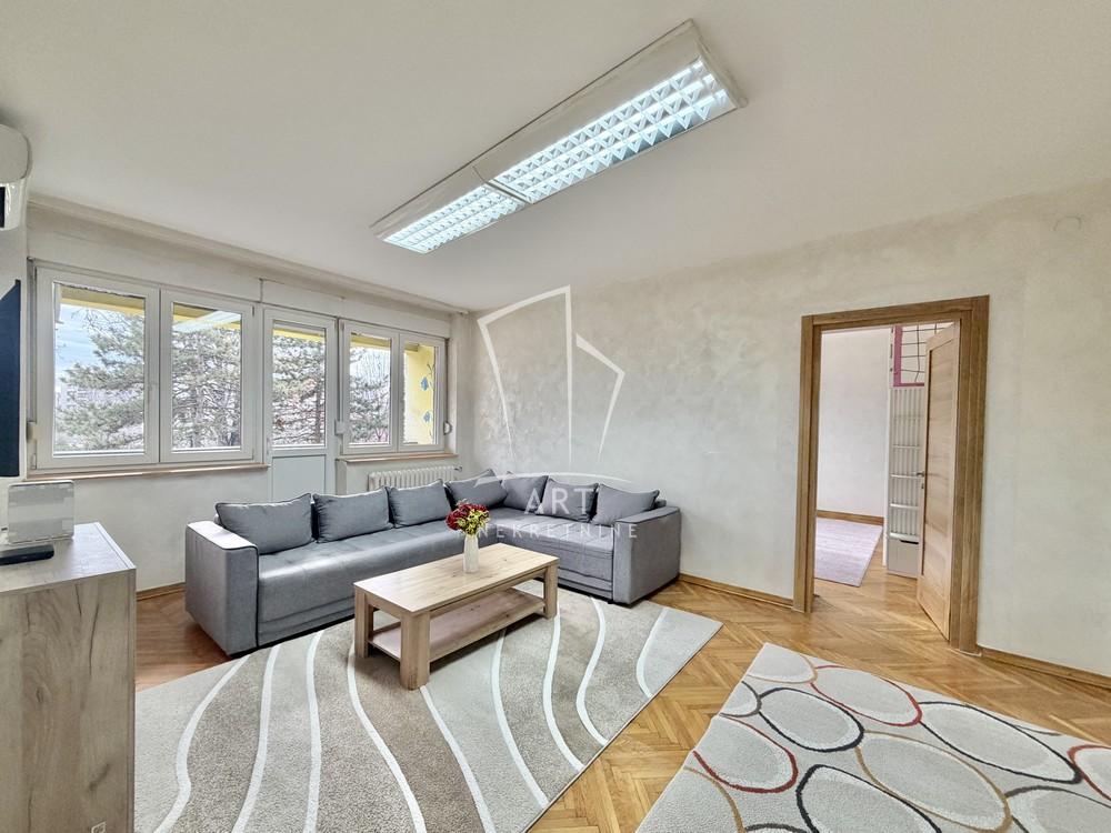 Slika 1 - Admirala Geprata, Trosoban stan za izdavanje, 107m2, 950€