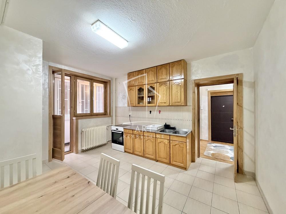 Slika 2 - Admirala Geprata, Trosoban stan za izdavanje, 107m2, 950€