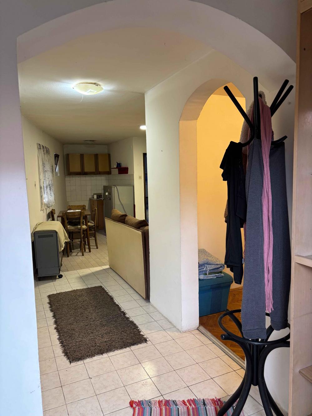 Slika 3 - Jase Ignjatovica, Jednoiposoban stan za izdavanje, 50m2, 250€