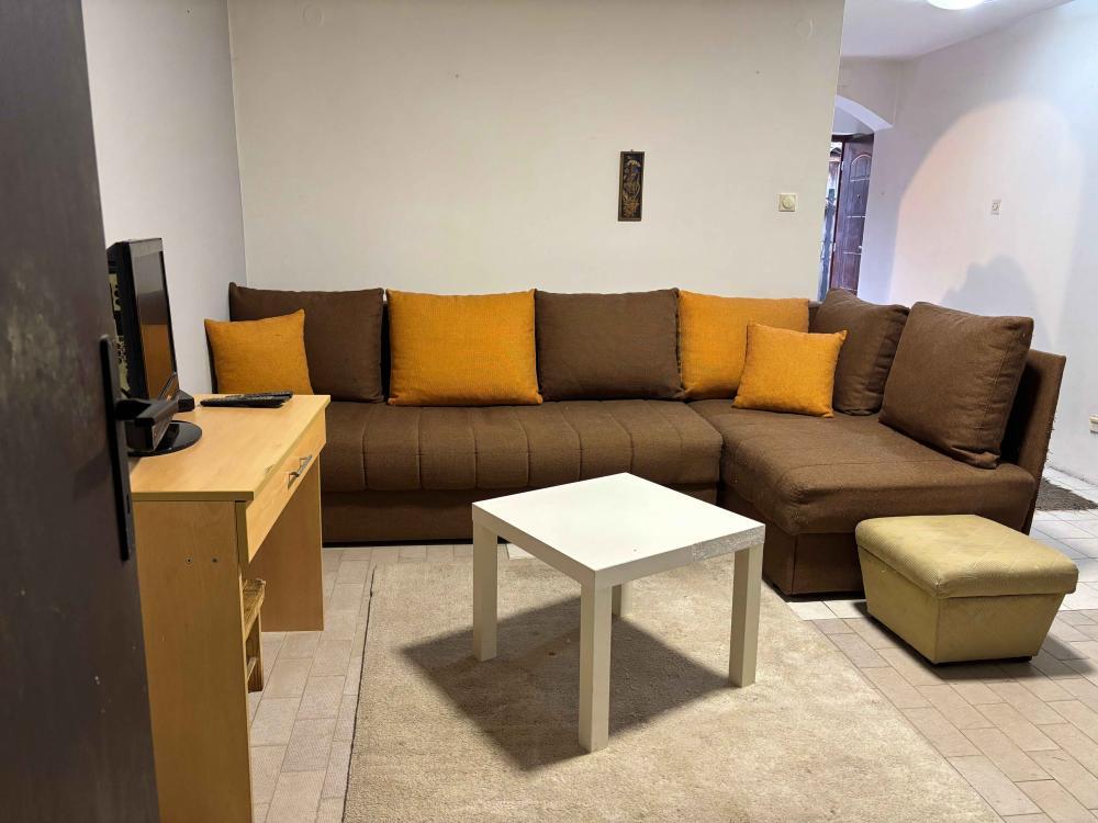 Glavna slika -Jase Ignjatovica, Jednoiposoban stan za izdavanje, 50m2, 250€